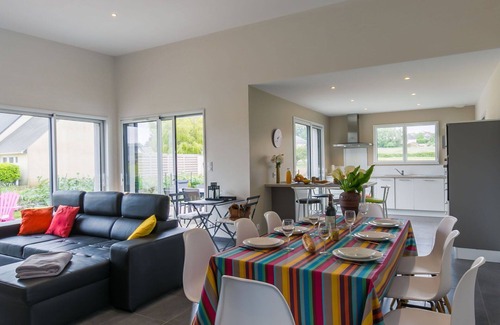 Treflez House | Beautiful private villa for 6 people with WIFI, TV and terrace