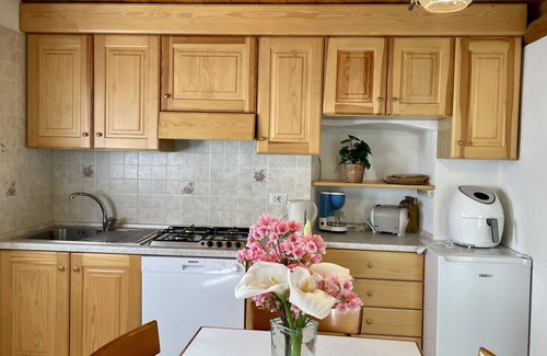 Verceia House | Beautiful private villa for 3 guests with WIFI, TV, terrace, pets allowed and parking
