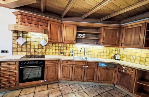 Woergl House | Beautiful private villa for 10 guests with private pool, hot tub, WIFI, TV, terrace and parking