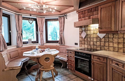 Woergl House | Beautiful private villa for 10 guests with private pool, hot tub, WIFI, TV, terrace and parking