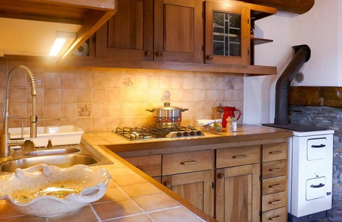 Malvaglia House | Beautiful private villa for 4 people with WIFI, patio and pets allowed