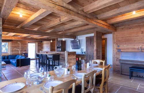 Ollon House | Beautiful private villa for 8 people with WIFI, TV, balcony and parking