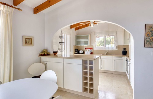 Monte Pego Villa | Beautiful private villa for 6 people with WIFI, A/C, private pool, TV and patio