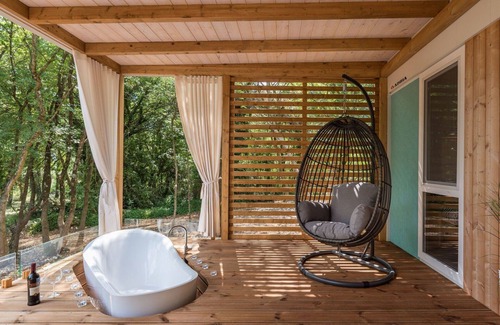 Rebici House | Beautiful private villa for 4 guests with WIFI, A/C, TV, terrace, pets allowed and parking