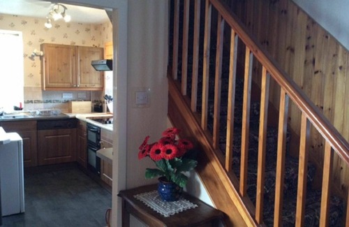 Murthly Villa | Beautiful private villa for 7 guests with TV, panoramic view and parking