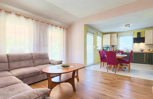 Filipana House | Beautiful private villa for 6 guests with A/C, WIFI, private pool, TV, terrace and parking