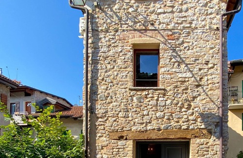 Feltre House | Beautiful private villa for 4 guests with A/C, WIFI and TV