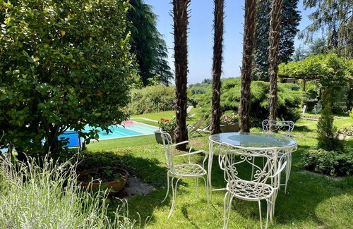Sirtori Villa | Beautiful private villa with private pool, WIFI, hot tub, TV, patio, pets allowed and parking