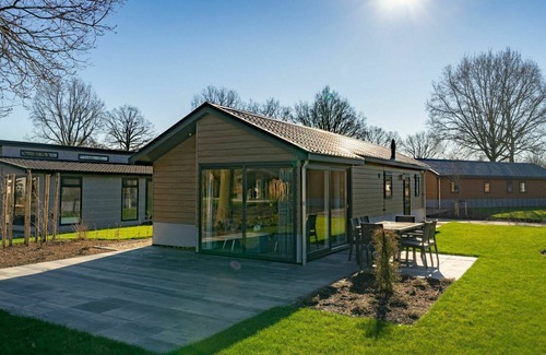 Biddinghuizen House | Beautiful private villa for 4 guests with pool, WIFI, TV, terrace and parking