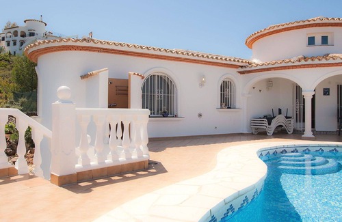 Monte Pego Villa | Beautiful private villa with A/C, WIFI, private pool, TV, terrace, pets allowed and panoramic view