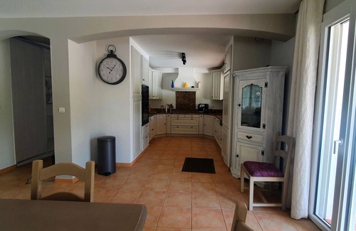 Flayosc Villa | Beautiful Provencal style holiday home, with pool, for 4 to 10 people