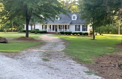 Thomson House | Beautiful Quiet Country Home