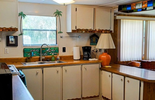 Edgar House | Beautiful quiet lake home in Central Florida