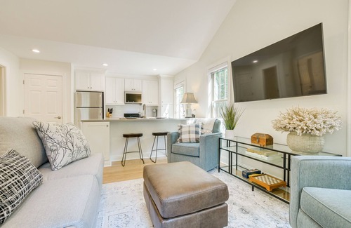 Raleigh Cottage | Beautiful Raleigh Cottage Rental: 5 Mi to Downtown