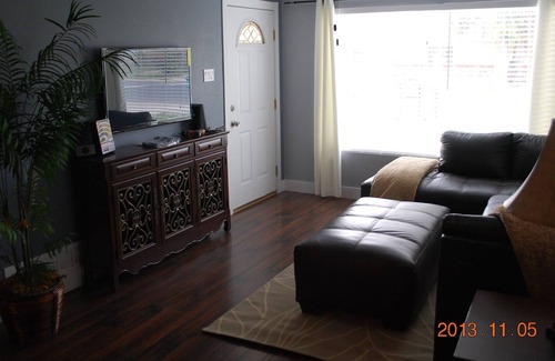 Jewell Heights - Hoffman Heights House | Beautiful Ranch Home, Blocks to the Medical Center