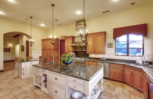 Covenant House | Beautiful Rancho Santa Fe Estate!