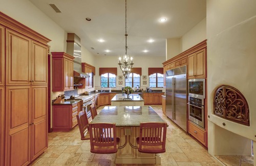 Covenant House | Beautiful Rancho Santa Fe Estate!