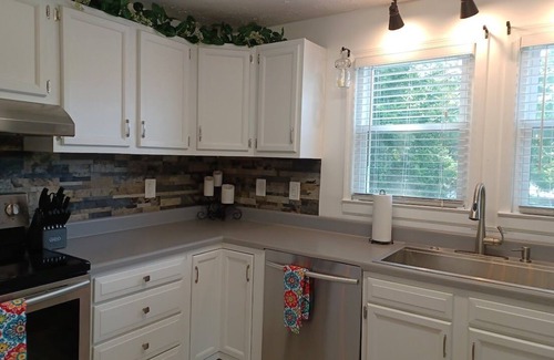 McMinnville House | Beautiful Remodel on the River!