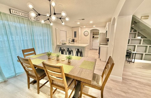 Meadow Woods House | Beautiful Remodeled 4 Bedroom House