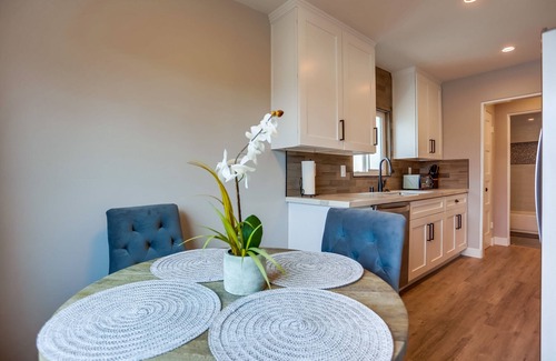 Mission Beach House | Beautiful Remodeled! Bay Side Condo-810