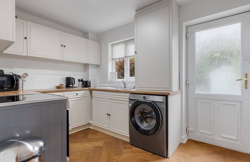 York House | Beautiful Renovated Central Home in York with Free Parking | Pass The Keys