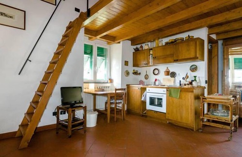 Rapallo Apartment | Beautiful restored country house near Portofino and beaches, 2-4 sleeps