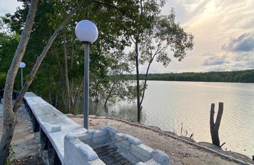 Kuala Rompin House | Beautiful River Homestay Kuala Pontian Rompin