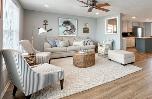 Matagorda House | Beautiful River House w/lighted fishing pier & great sunsets!