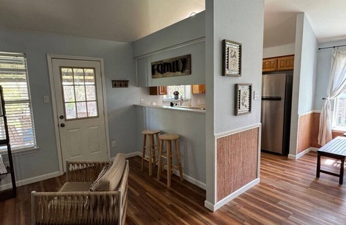 Roanoke House | Beautiful Roanoke Home!