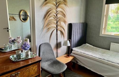 Bastad House | Beautiful rooms in a charming Båstad villa top location near the beach and town center