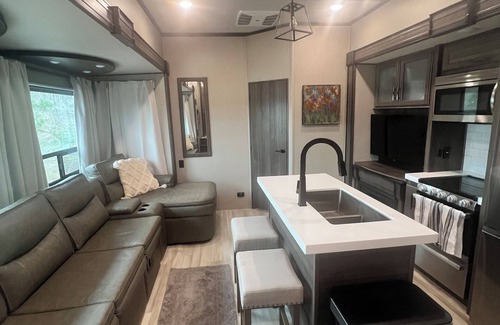 Double Springs House | Beautiful RV lot on Smith Lake