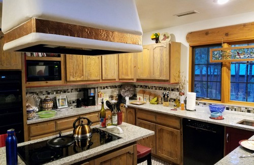Loghill Village House | BEAUTIFUL SAN JUANS-Free golf/deck/hot tub/gas fire pit/hike/jeep/bike/fish !