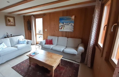 Verchaix Ski Chalet | Beautiful Savoyard chalet with view