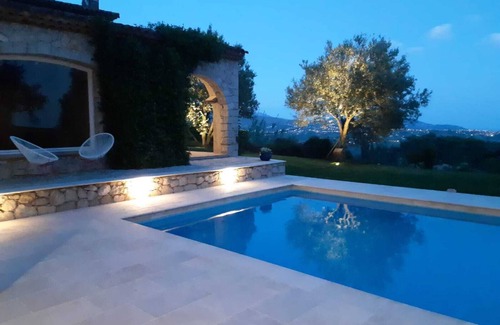 Saint-Jeannet House | Beautiful sea view house with large private pool in St Jeannet