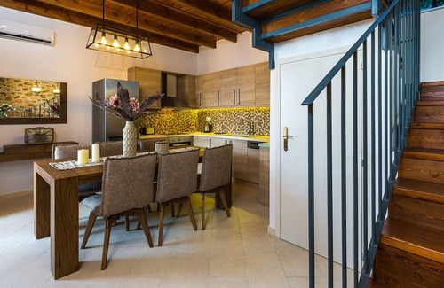Saktouria Villa | Beautiful sea Views, Close to Clear Water Southern Beaches