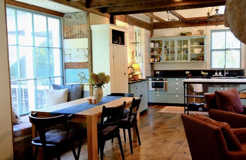 Dennis House | Beautiful seaside retreat, immersed in nature, close to CC's best beaches
