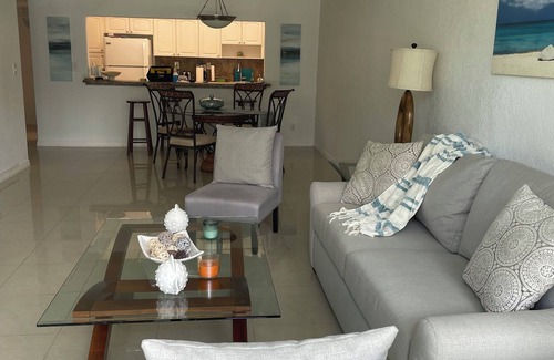 Sunny Isles Beach Condo | Beautiful/Spacious Ocean Reserve Sunny Isles Beach #STR-02481