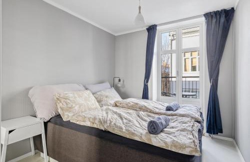 Toyen Apartment | Beautiful space with balcony