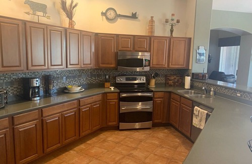 Desert Hills House | Beautiful, spacious 4 bedroom 3 bathroom home with private pool.
