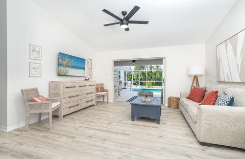 Englewood East House | Beautiful Spacious Home! Close to Beaches - HEATED Private Pool