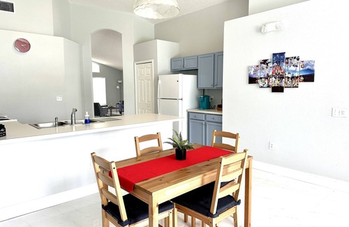 Westridge House | Beautiful, spacious yet cozy home, minutes away from the Orlando theme parks.