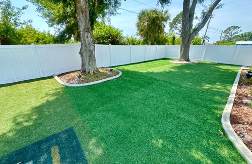 Englewood East House | Beautiful specious home conveniently located 10 minutes from Englewood beach