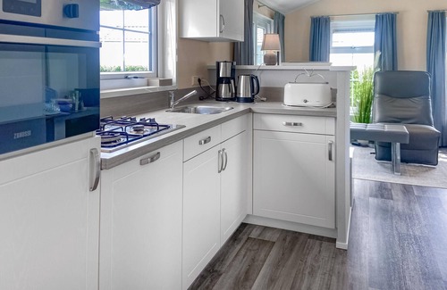 Julianadorp aan zee House | Beautiful (sta)caravan in Julianadorp