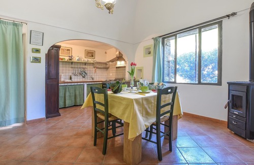 Kamma House | Beautiful stone house on the volcanic island of Pantelleria.