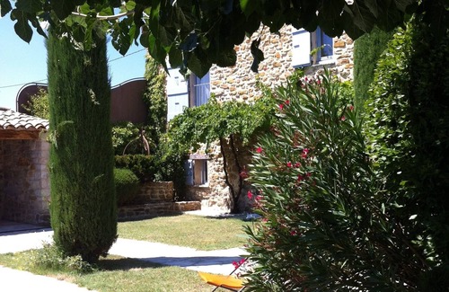 Cruis House | Beautiful stone house with splendid view over the valley, pets welcome