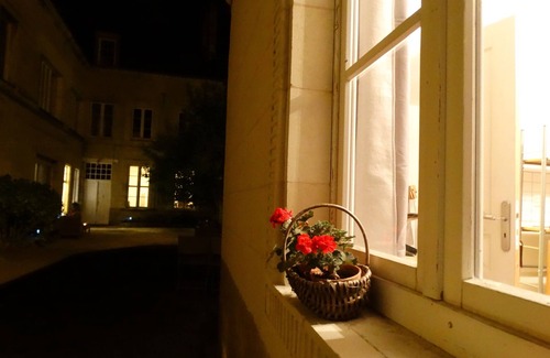 Saumur Apartment | Beautiful studio between Chateau and Loire