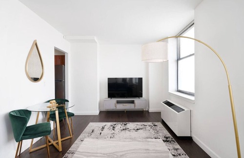 Financial District Apartment | Beautiful Studio Downtown NYC
