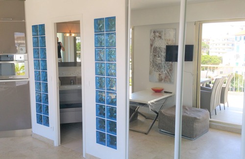 Juan-les-Pins Apartment | Beautiful Studio Roof Terrace Panoramic View Full Center 3 min Beach