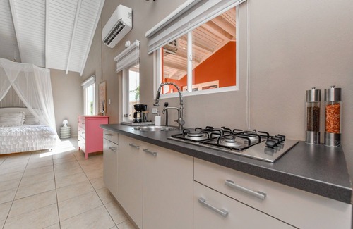 Punto de Oro Apartment | Beautiful studio Sea near the sea with pool