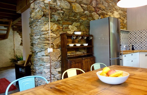 Ortigueira House | Beautiful, stylish and newly restored Watermill right on the river!